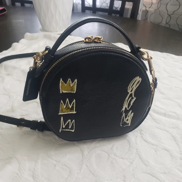 COACH X JEAN MICHAEL BASQUIAT COLLECTION. - Picture 2 of 15